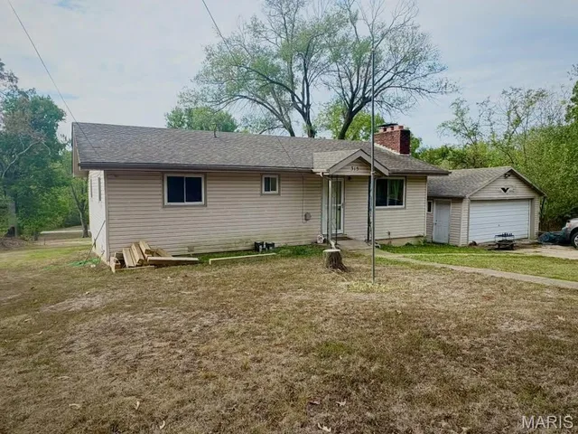 315 9th Street, Crocker MO