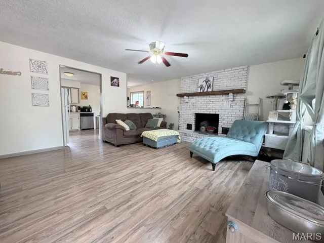 Kitchen — 315 9th Street Crocker Missouri real estate