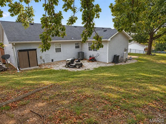Front exterior — 20145 Selby Road Waynesville Missouri real estate