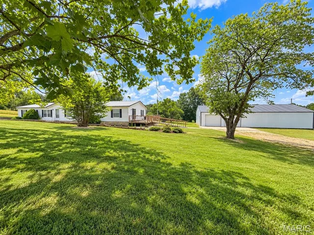 9786 County Road 410, Ellsinore MO