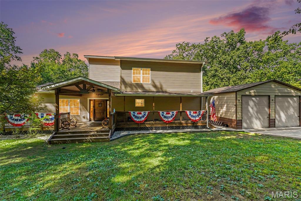 10421 Apke Lane Catawissa Missouri 3 bedroom 4 bathroom home for sale listed at $800,000