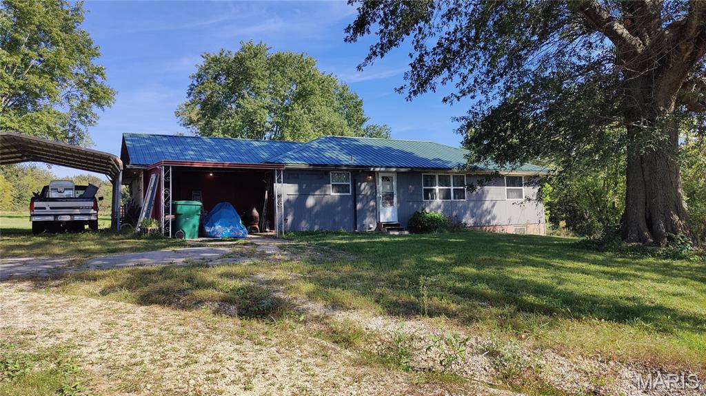 2897 Boeuf Lutheran Road New Haven Missouri 4 bedroom 2 bathroom home for sale listed at $320,000
