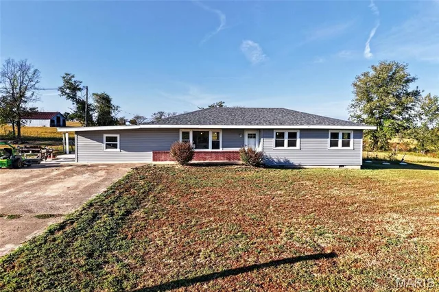 26853 Highway O, Lebanon MO