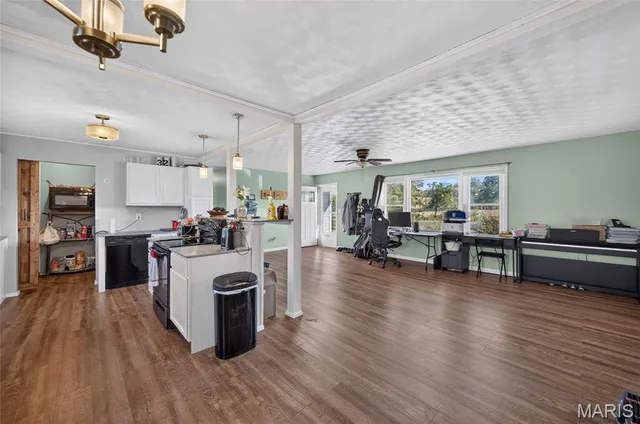 Kitchen — 26853 Highway O Lebanon Missouri real estate