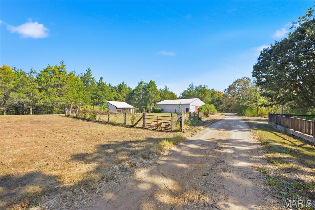 12956 Hencher Road De Soto Missouri 3 bedroom 2 bathroom home for sale listed at $399,900