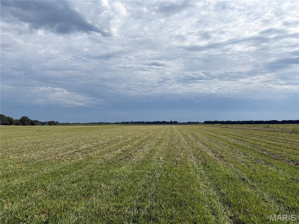 10 Acres Hickory Lick Rd. Wright City Missouri home for sale listed at $285,000