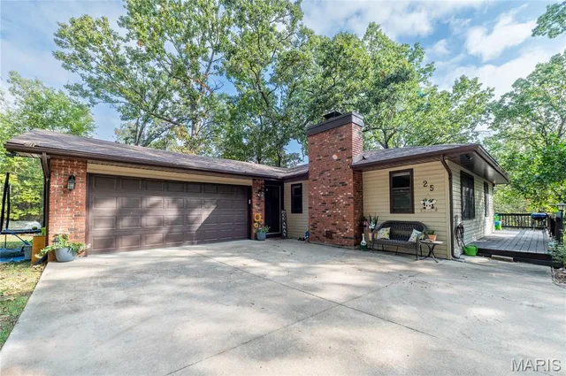 25 Dogwood Circle, Waynesville MO