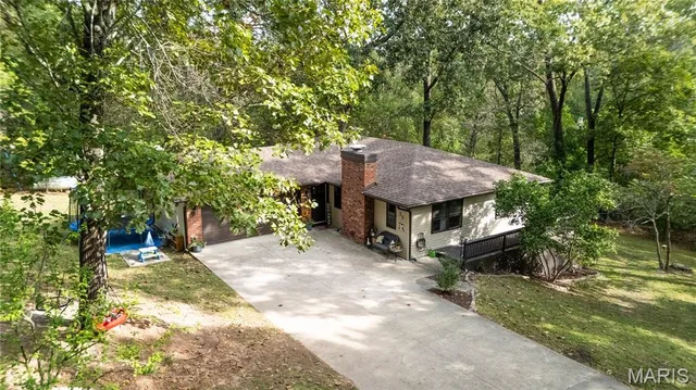 Front exterior — 25 Dogwood Circle Waynesville Missouri real estate
