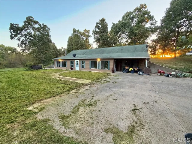 Front exterior — 68 County Road 3295 Salem Missouri real estate