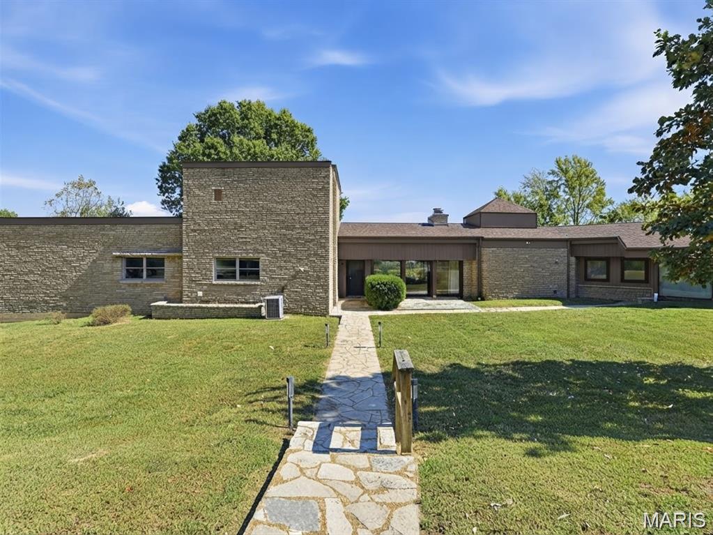 12824 Peter Moore Lane De Soto Missouri 5 bedroom 5 bathroom home for sale listed at $725,000