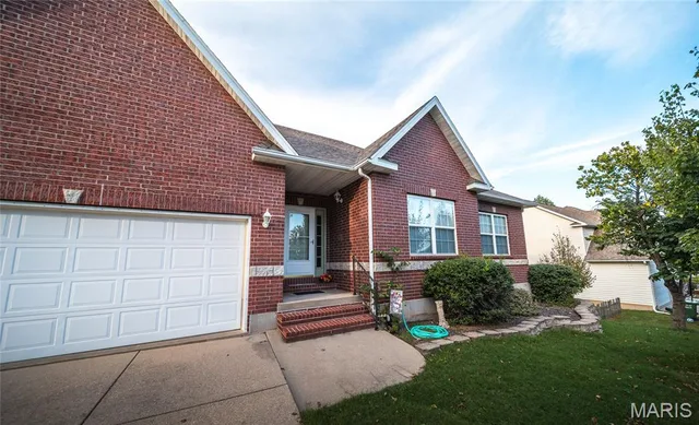Front exterior — 203 Sooter Lane Rolla Missouri real estate