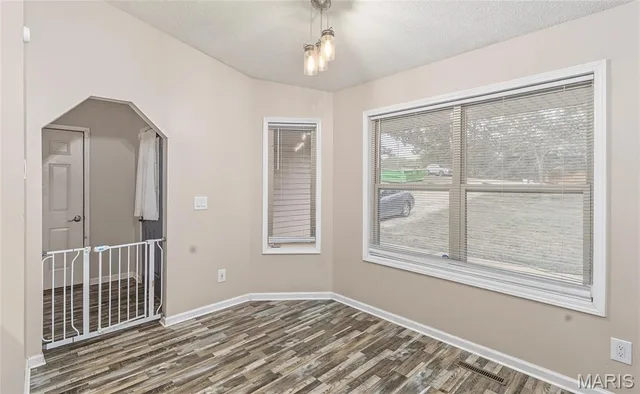Primary bedroom — 22885 Hickerson Drive St Robert Missouri real estate