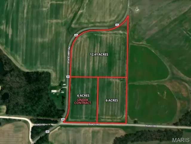 Living room — 6 Acres State Hwy AA Wright City Missouri real estate
