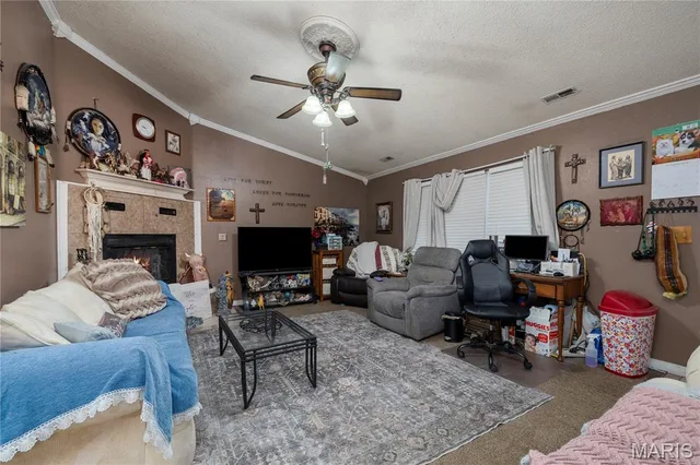 Primary bedroom — 12253 Nodaway Lane Plato Missouri real estate