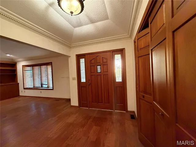 Living room — 154 Manors Drive Lebanon Missouri real estate