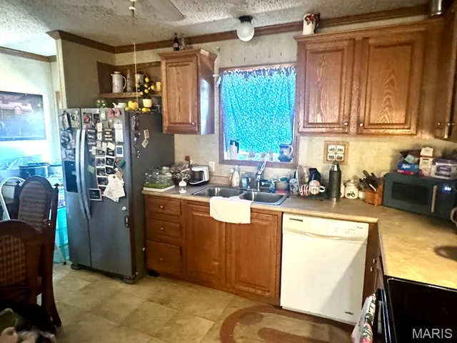Kitchen — 21871 County Road 525 Bloomfield Missouri real estate