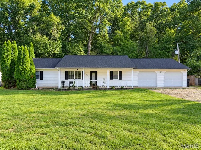 16420 Twilight Drive, St Robert MO