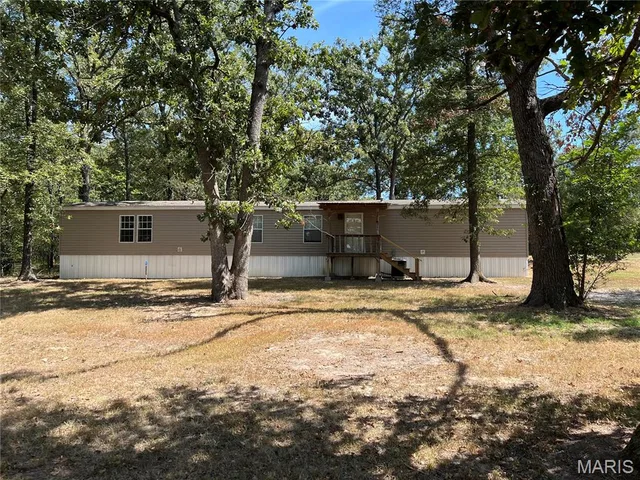 30660 Pelican Drive, Lebanon MO