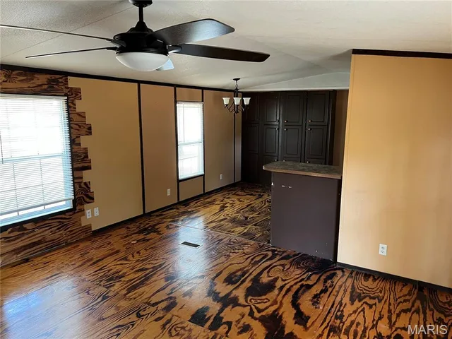 Living room — 30660 Pelican Drive Lebanon Missouri real estate