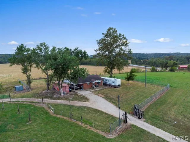 Front exterior — 4109 State Highway 34 Burfordville Missouri real estate
