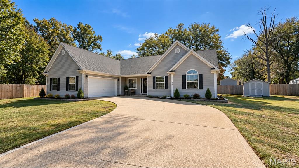 108 Bailey Renee Court Waynesville Missouri 3 bedroom 2 bathroom home for sale listed at $299,900