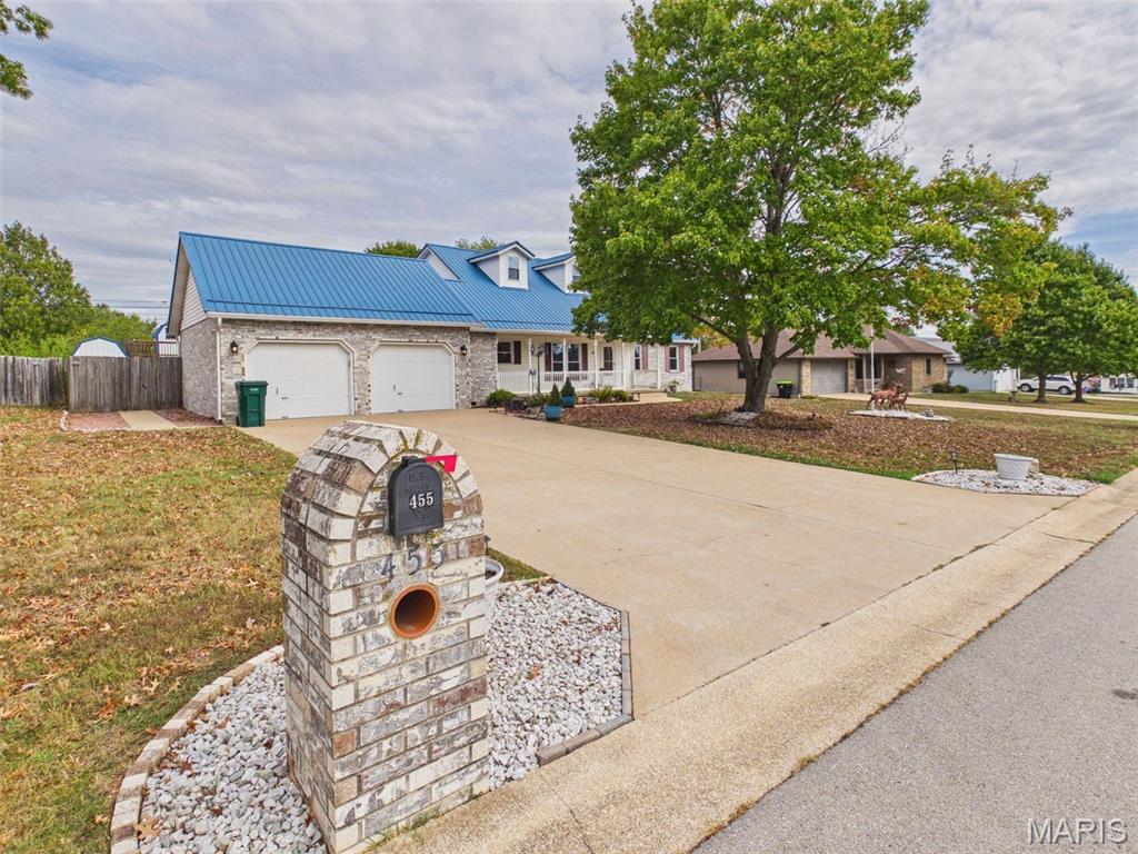 455 Jessie Street Lebanon Missouri 3 bedroom 3 bathroom home for sale listed at $299,900
