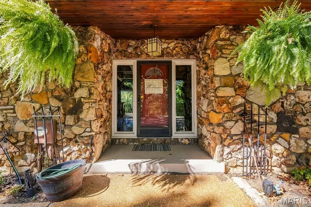 Front exterior — 6549 Butcher Branch Road Hillsboro Missouri real estate