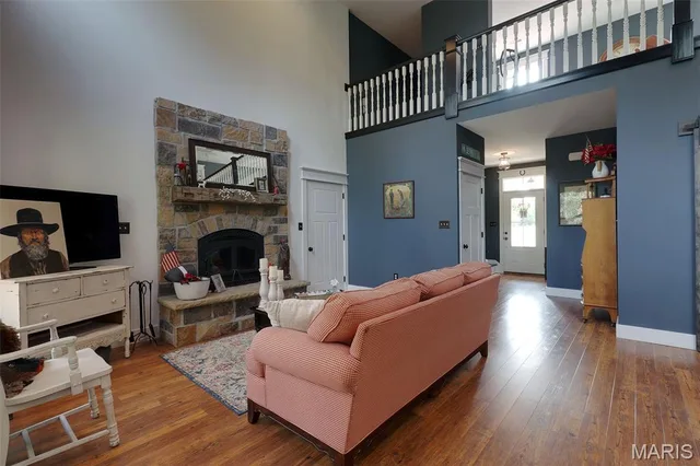 Primary bedroom — 7877 Sylvan Place Dittmer Missouri real estate