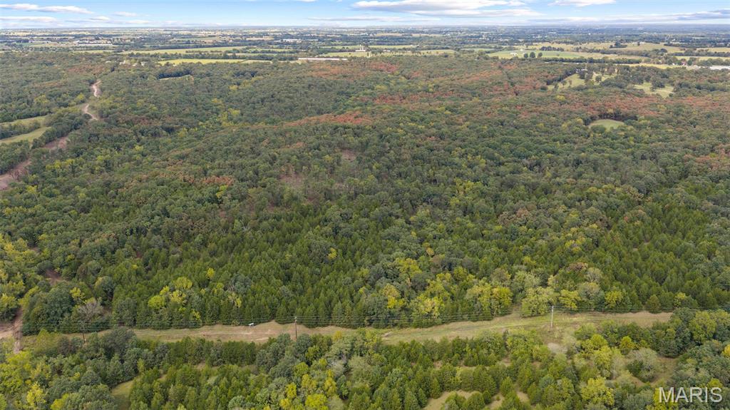 0000 Whitetail Ln Barnette Missouri home for sale listed at $249,000
