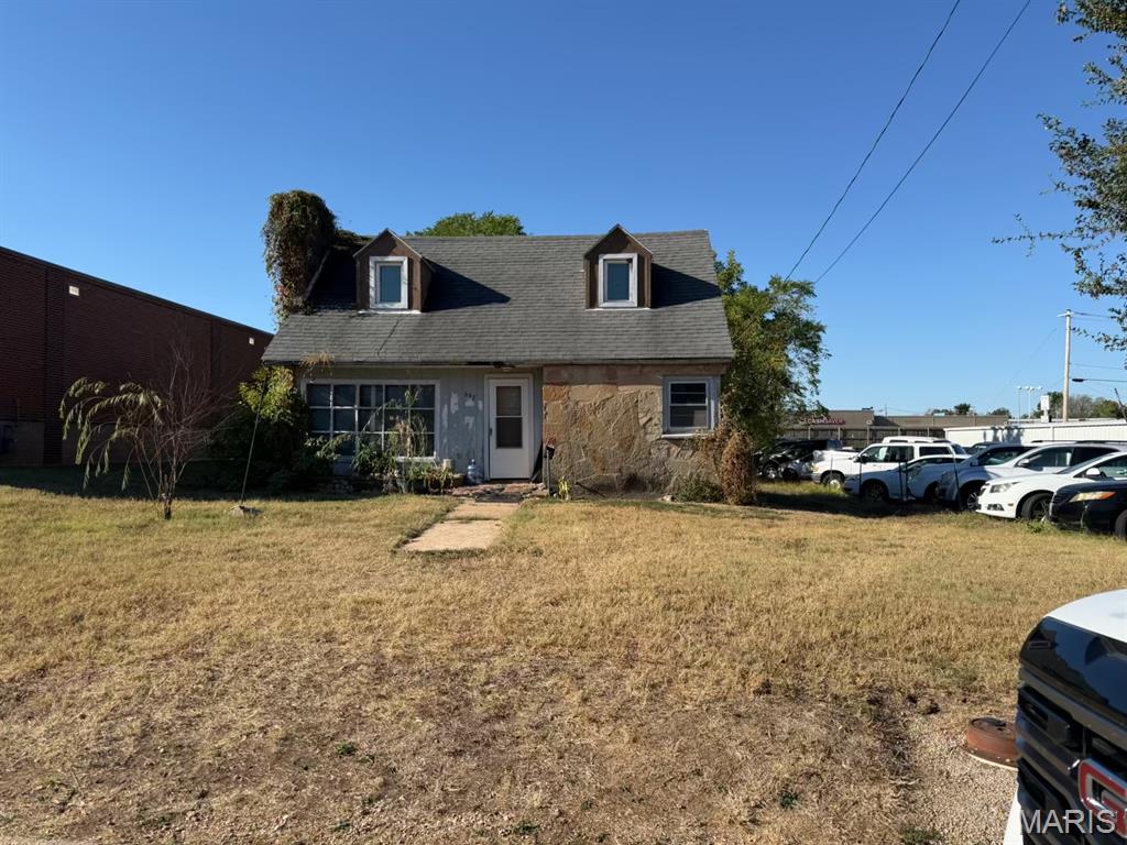 697 S Adams Avenue Lebanon Missouri 3 bedroom 2 bathroom home for sale listed at $69,500