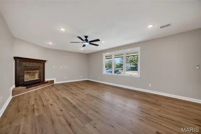 Primary bedroom — 21180 Reason Lane Waynesville Missouri real estate