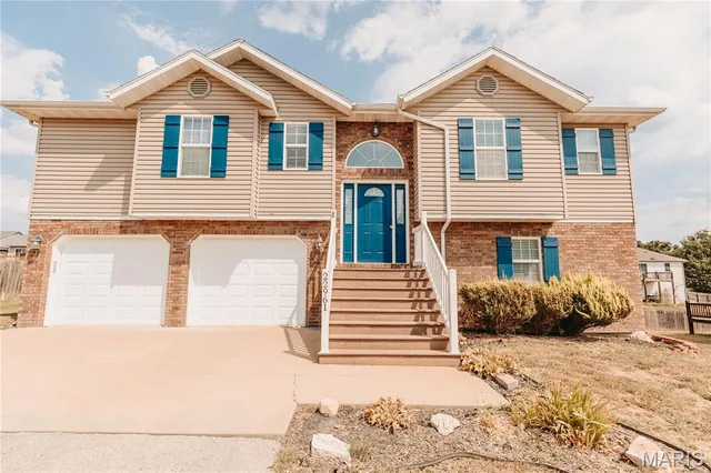 22961 Revelation Road, Waynesville MO