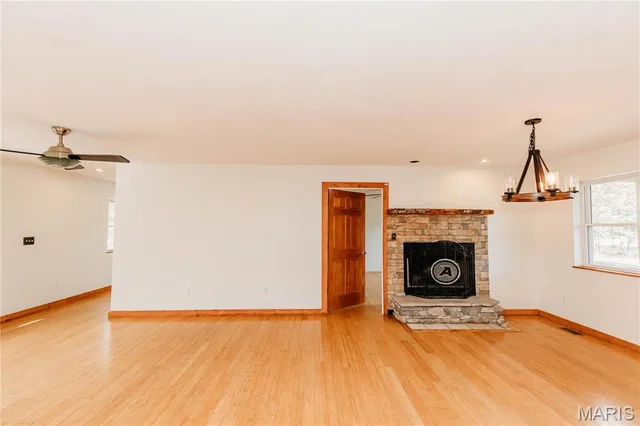Kitchen — 24670 Raleigh Road Waynesville Missouri real estate
