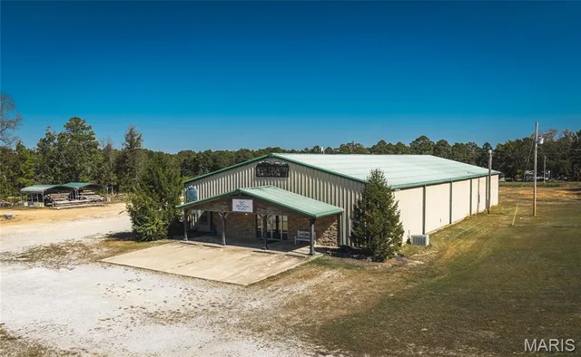 Living room — TBD Highway 63-Tract 3 Licking Missouri real estate
