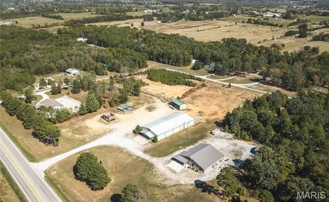 Primary bedroom — TBD Highway 63-Tract 3 Licking Missouri real estate