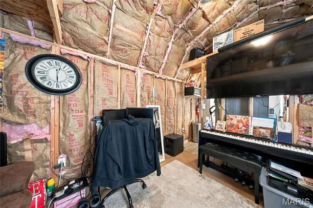 Primary bedroom — 20900 Hamlet Lane Dixon Missouri real estate
