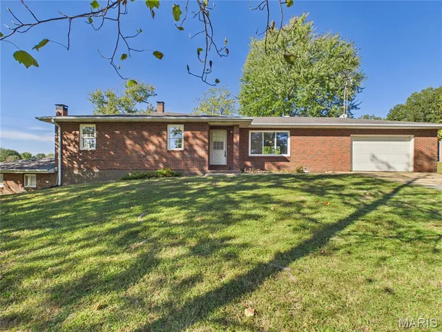 Kitchen — 5091 Highway M Poplar Bluff Missouri real estate