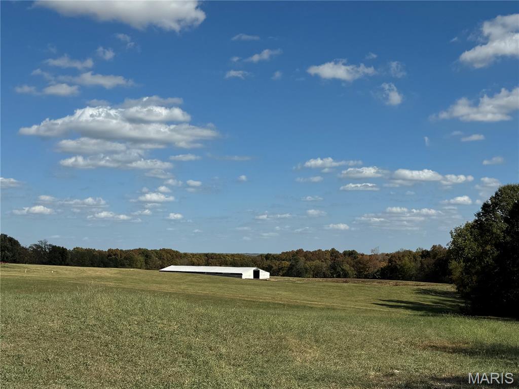 564 Cave Farm Road Troy Missouri home for sale listed at $777,000