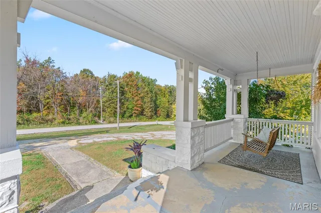 Front exterior — 1600 Koch Road O'Fallon Missouri real estate