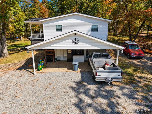 Kitchen — 9945 U.S. Highway 67 Fredericktown Missouri real estate