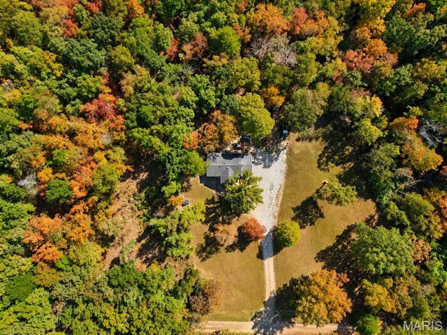 Primary bedroom — 9945 U.S. Highway 67 Fredericktown Missouri real estate