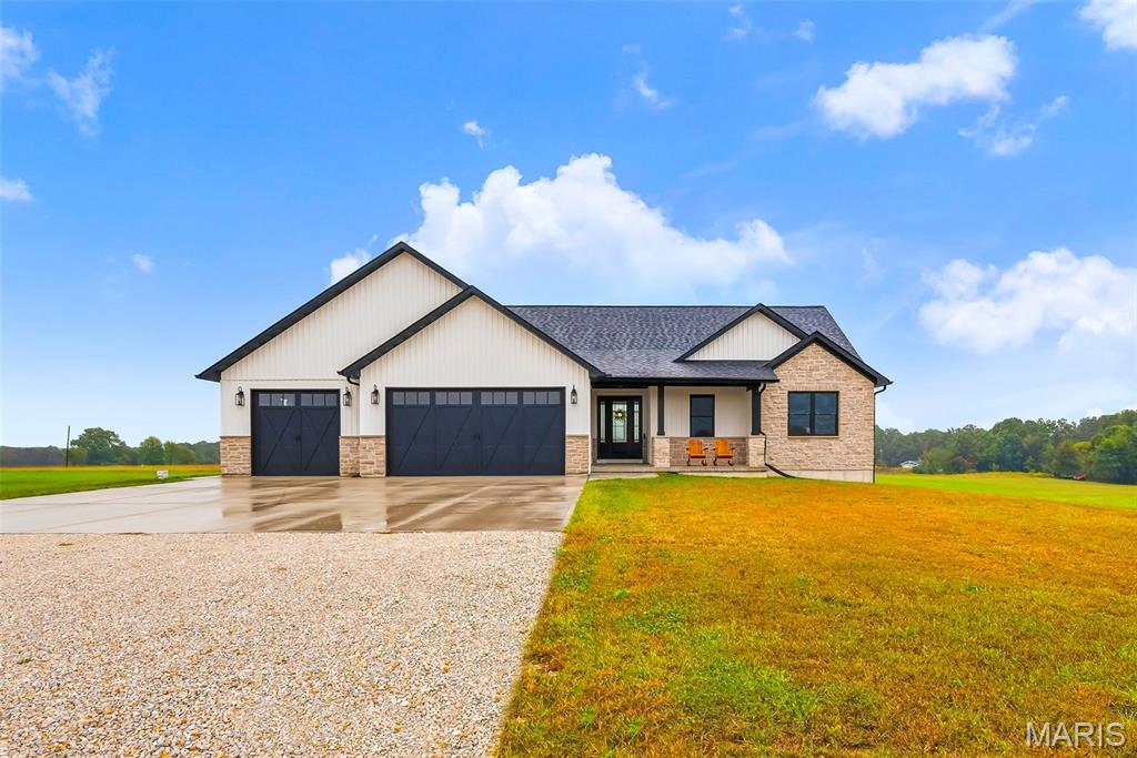 103 Cheatham Farm Lane, Troy MO