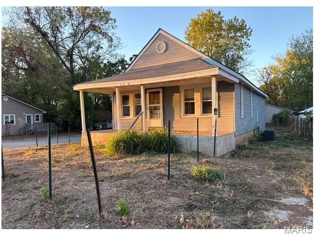 489 Miller Street Lebanon Missouri 3 bedroom 1 bathroom home for sale listed at $49,900