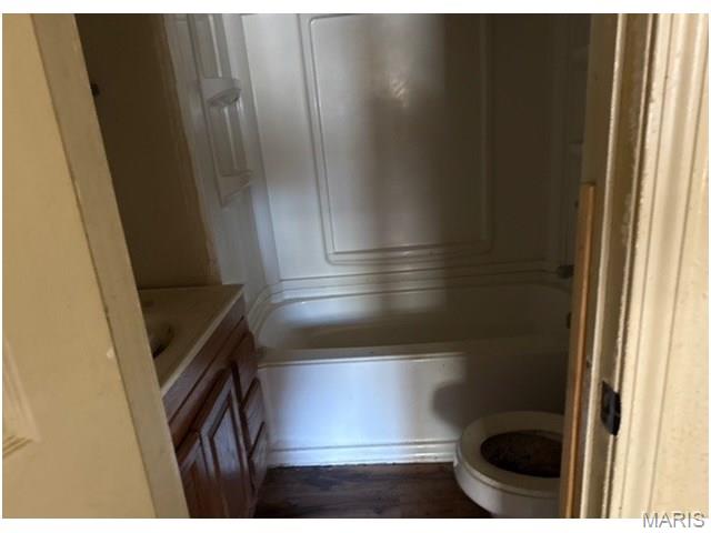 Primary bedroom — 489 Miller Street Lebanon Missouri real estate