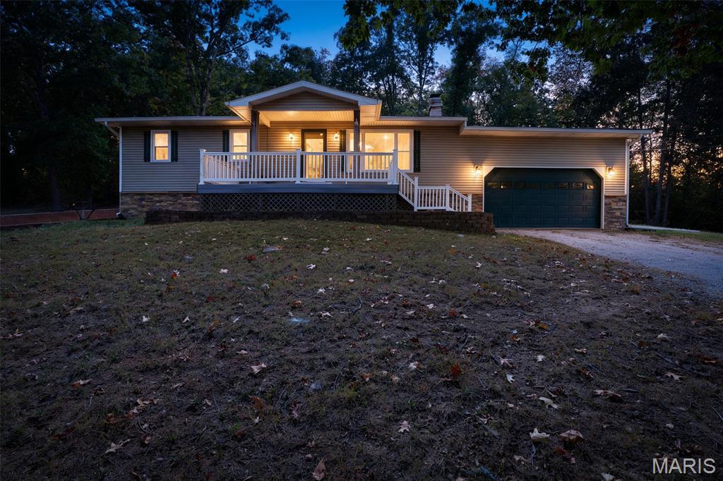 8076 T Highway Fredericktown Missouri 3 bedroom 2 bathroom home for sale listed at $375,000