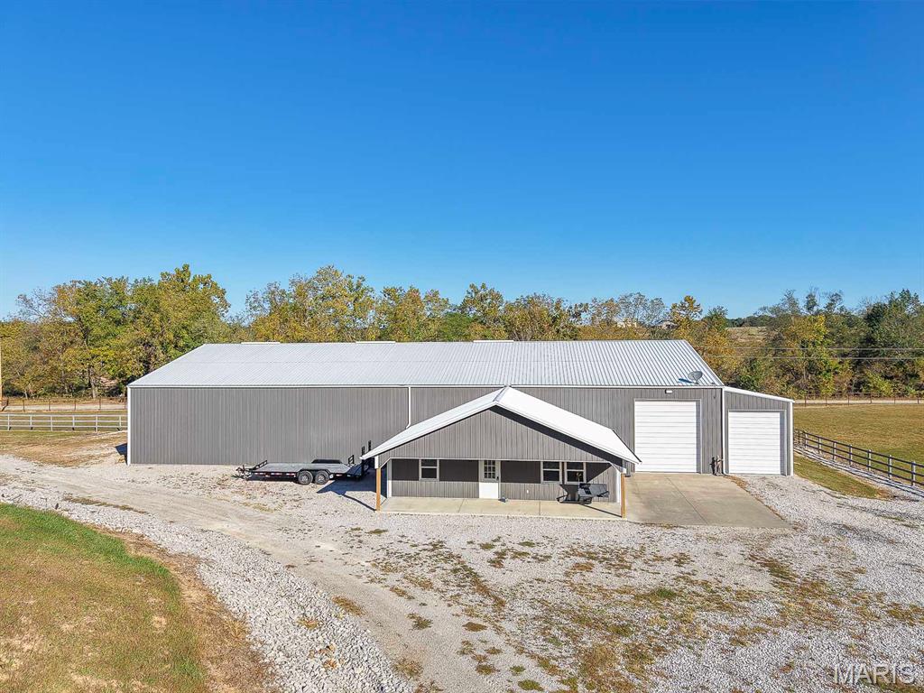 3503 Pcr 616 Perryville Missouri 4 bedroom 2 bathroom home for sale listed at $200,000