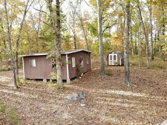 Primary bedroom — 671 Country Acres Lane Leasburg Missouri real estate