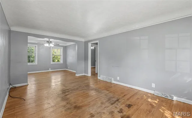 Living room — 1014 Lynwood Drive Rolla Missouri real estate