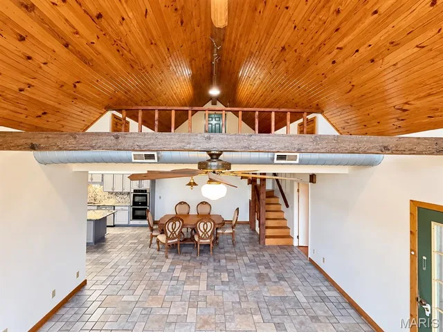 Living room — 109 County Road 556 Poplar Bluff Missouri real estate