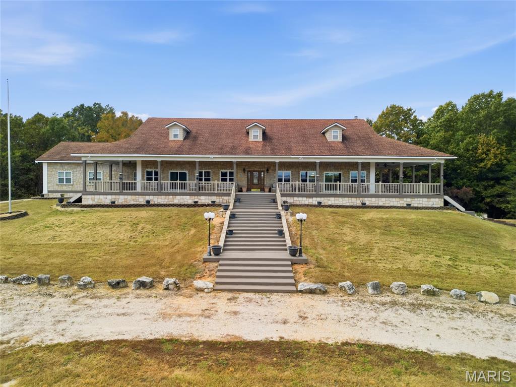 19816 East Highway 32 Salem Missouri 5 bedroom 5 bathroom home for sale listed at $2,500,000